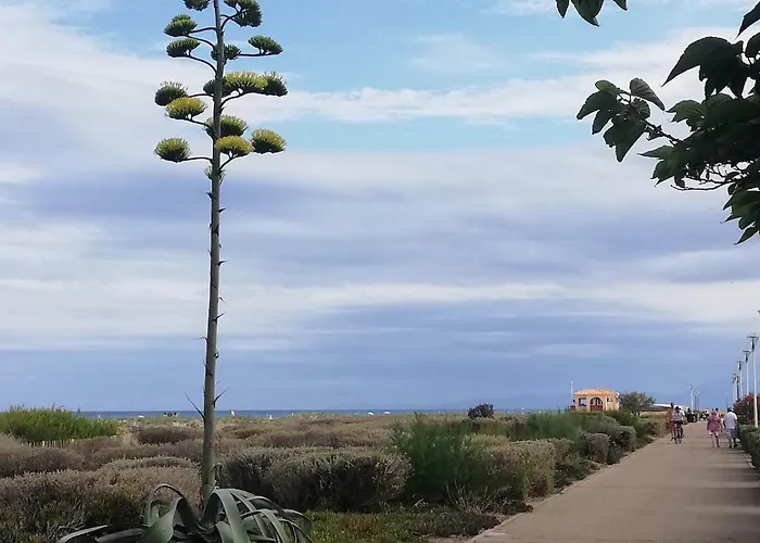 Vue Et Montagne, Acces Direct Leucate